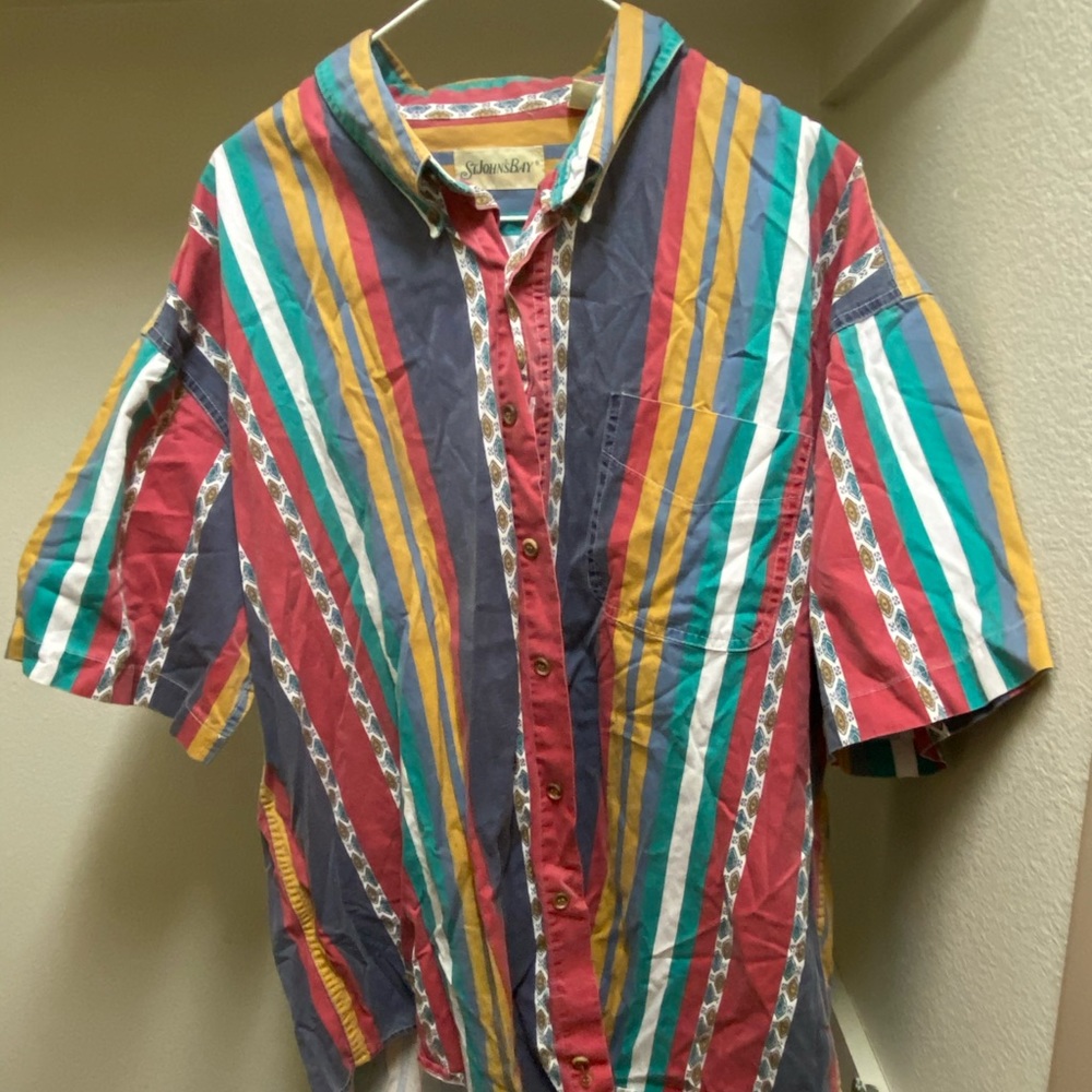 OLD SCHOOL BUTTON UP